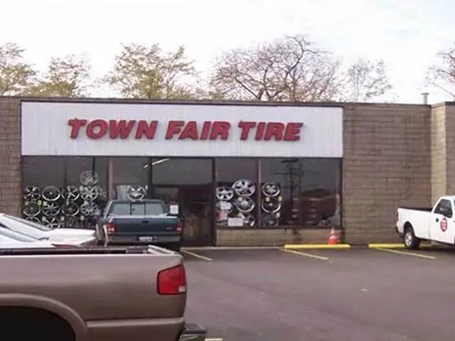 Town Fair Tire Norwalk (West), CT
